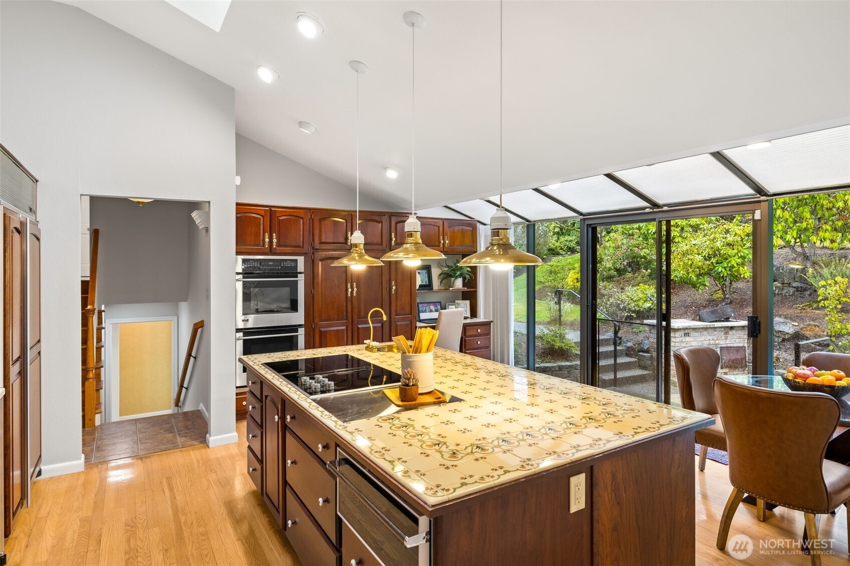 11818 Marine View Drive SW