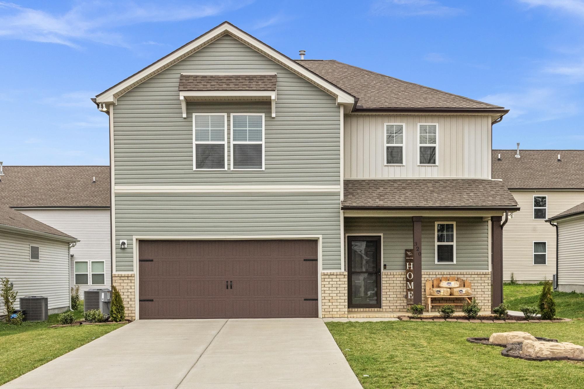 320 Dearborn Sta — sold