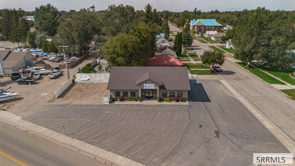 247 Farnsworth Way