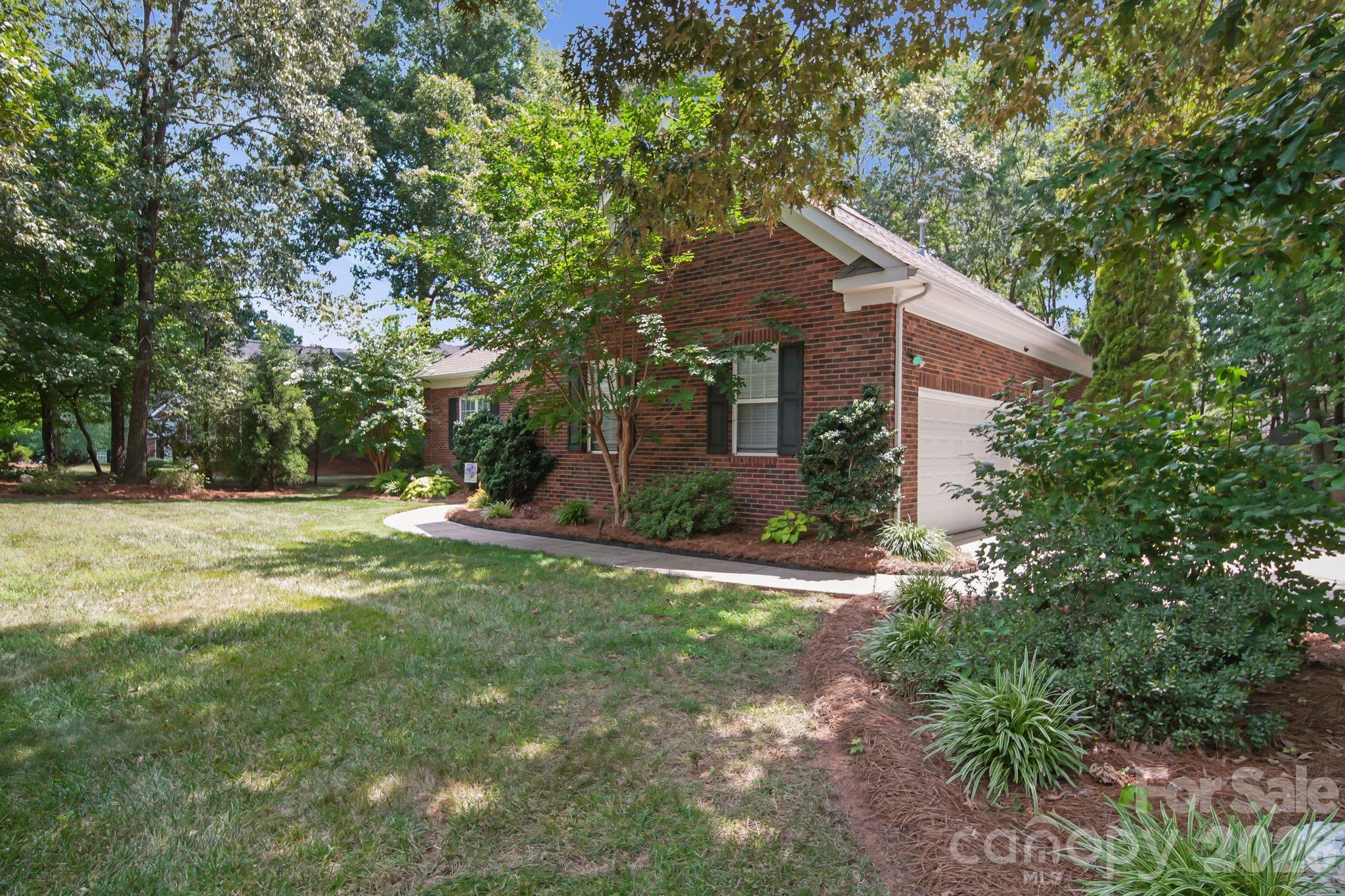 2905 Telefair Lane