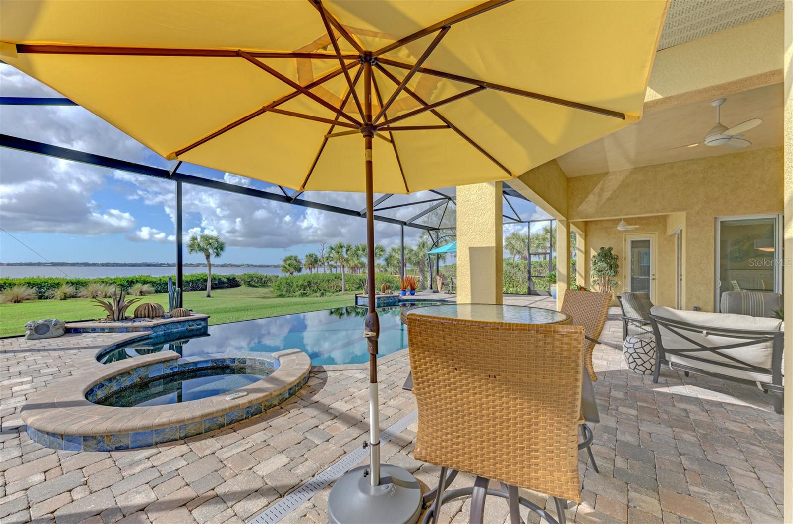 3111 Rivershore Lane