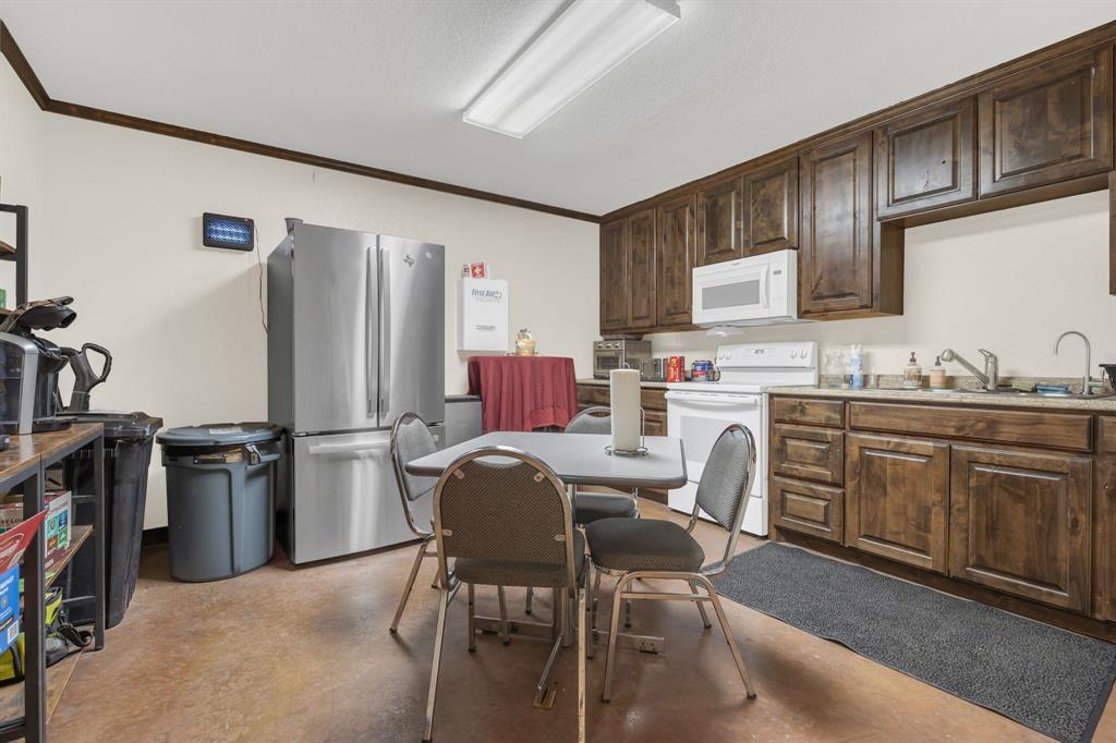 2522 N Highway 287