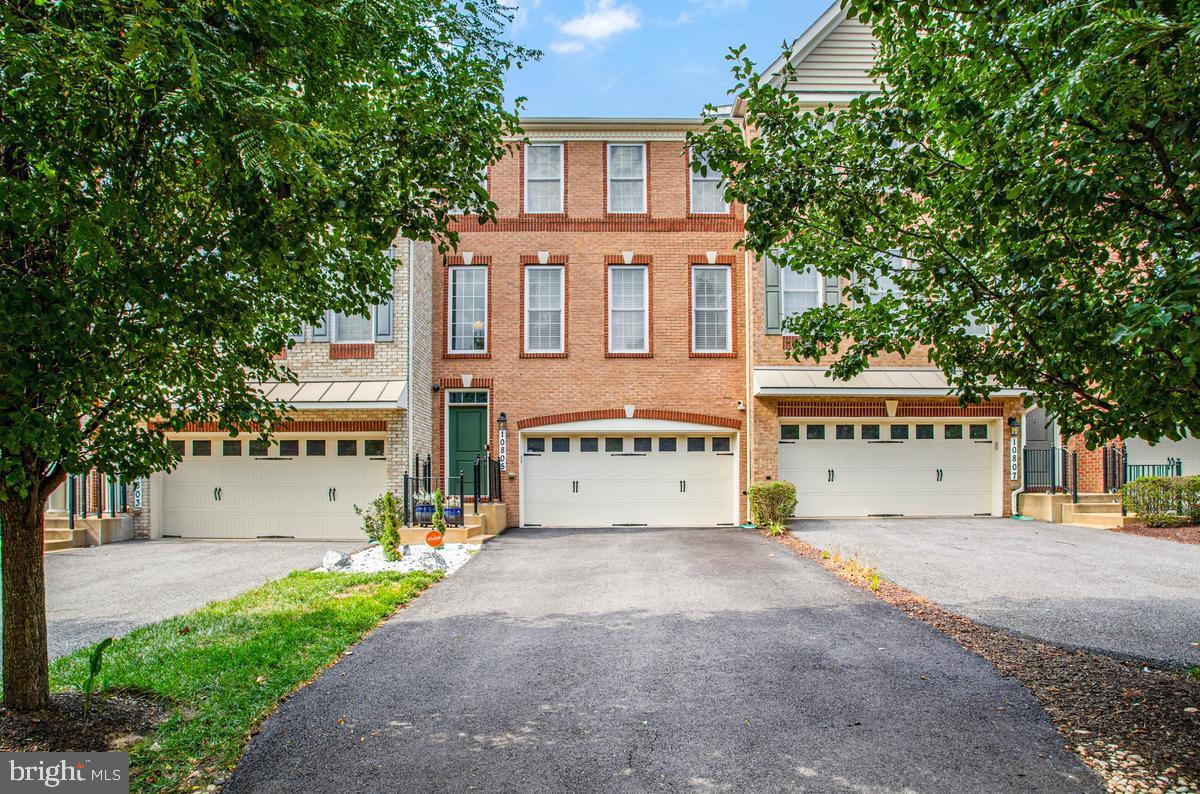 10805 Lariat Way
