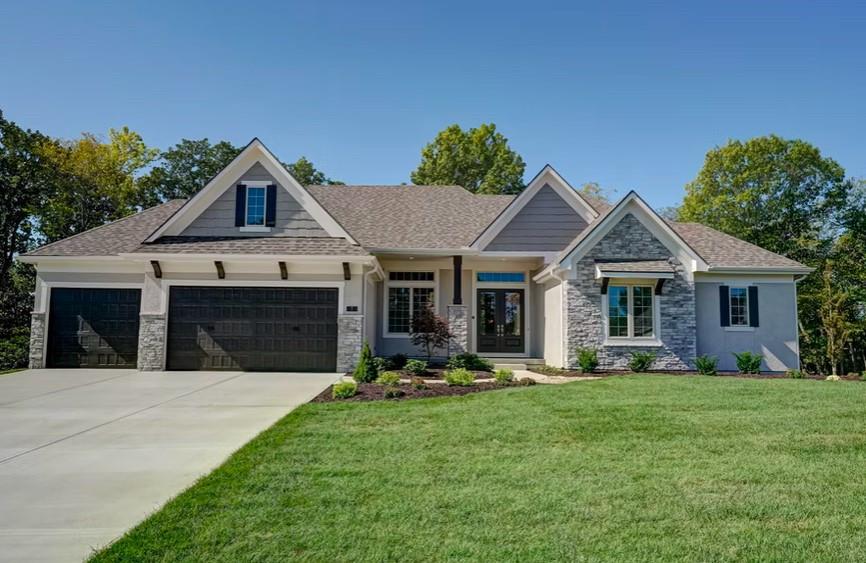 308 NW Earle Lane