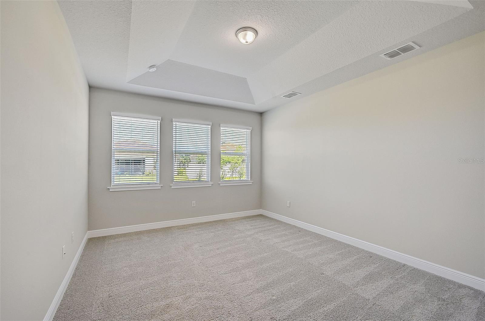 5782 Long Shore Loop