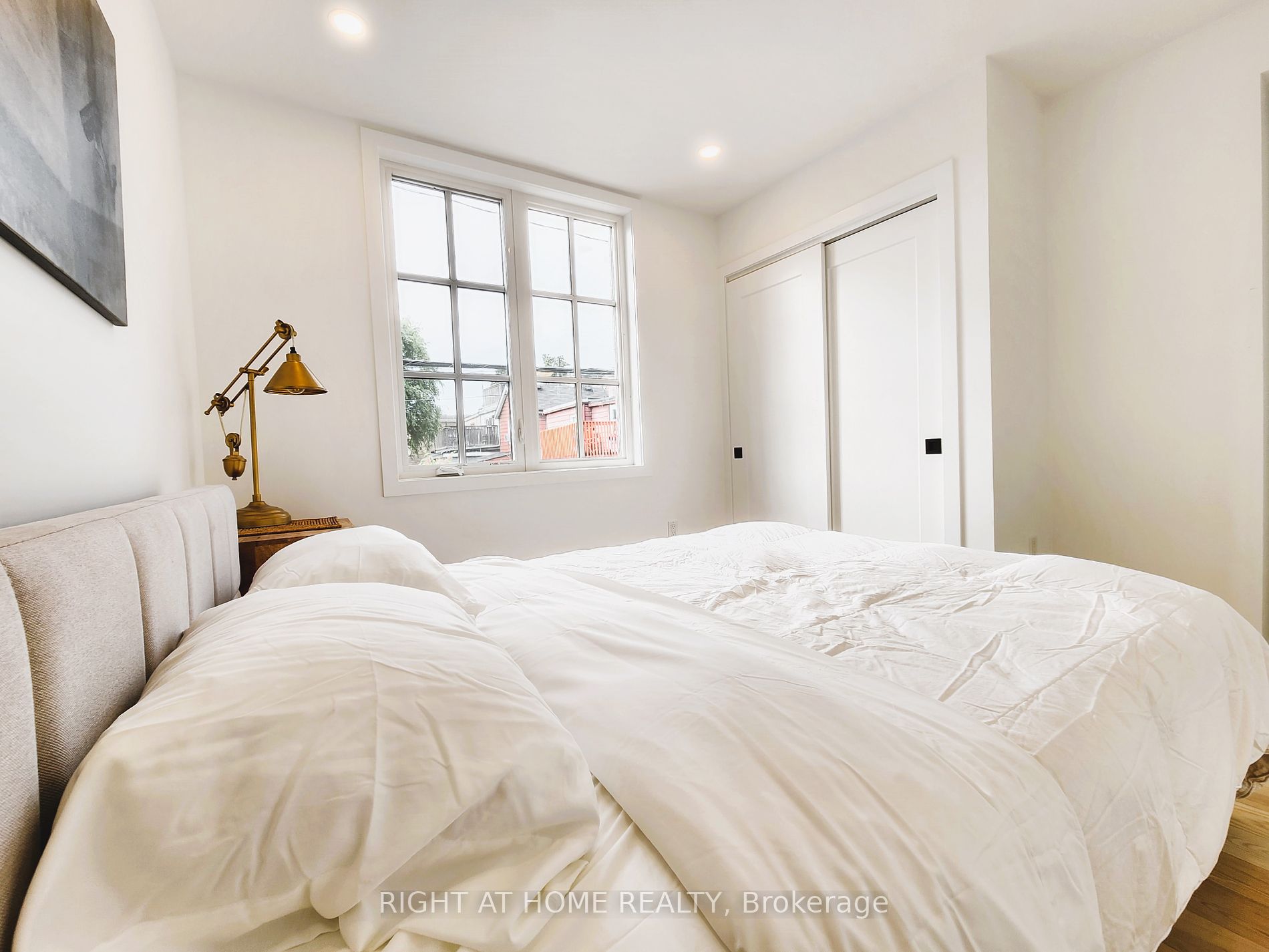 95 Hallam St Laneway