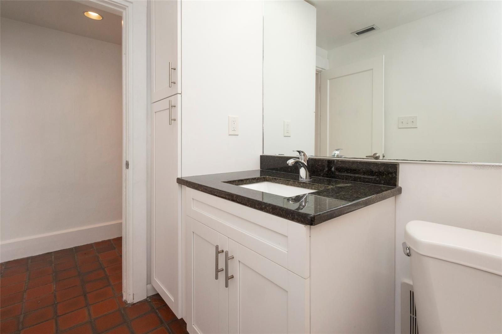 3012 W Sitios Street