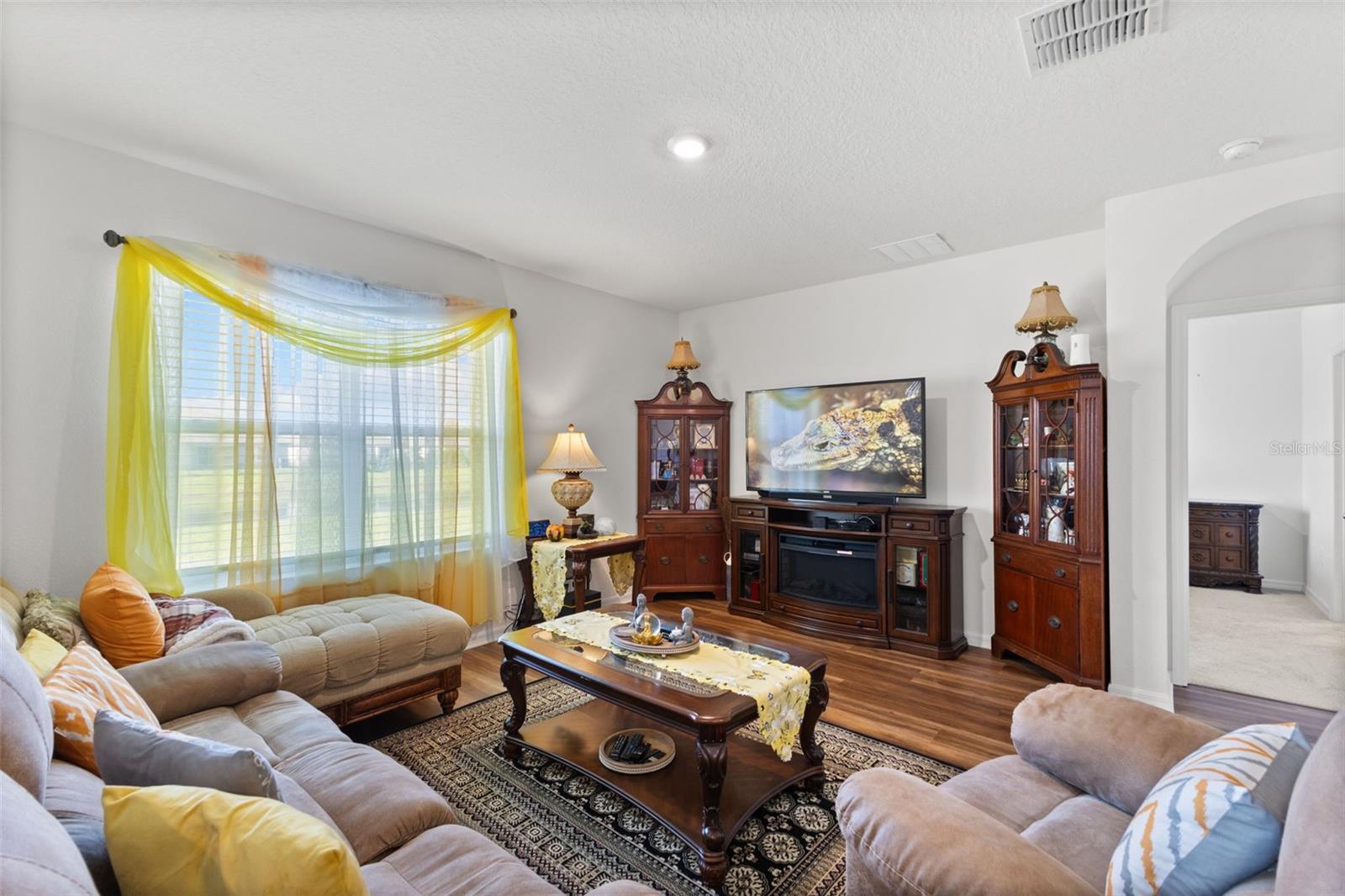 2236 Grand Flora Trail