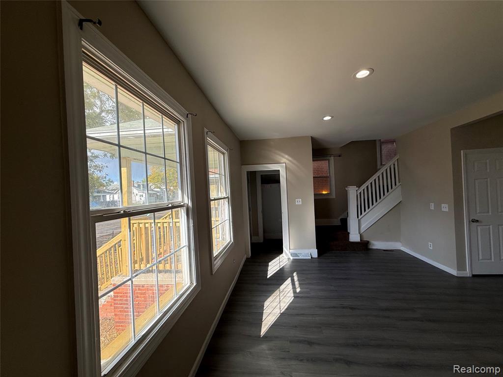 15344 Dexter Avenue