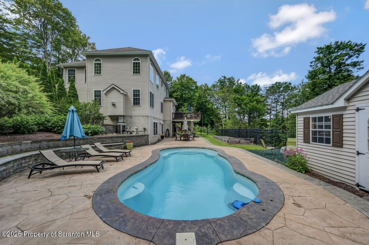 172 Constitution Drive