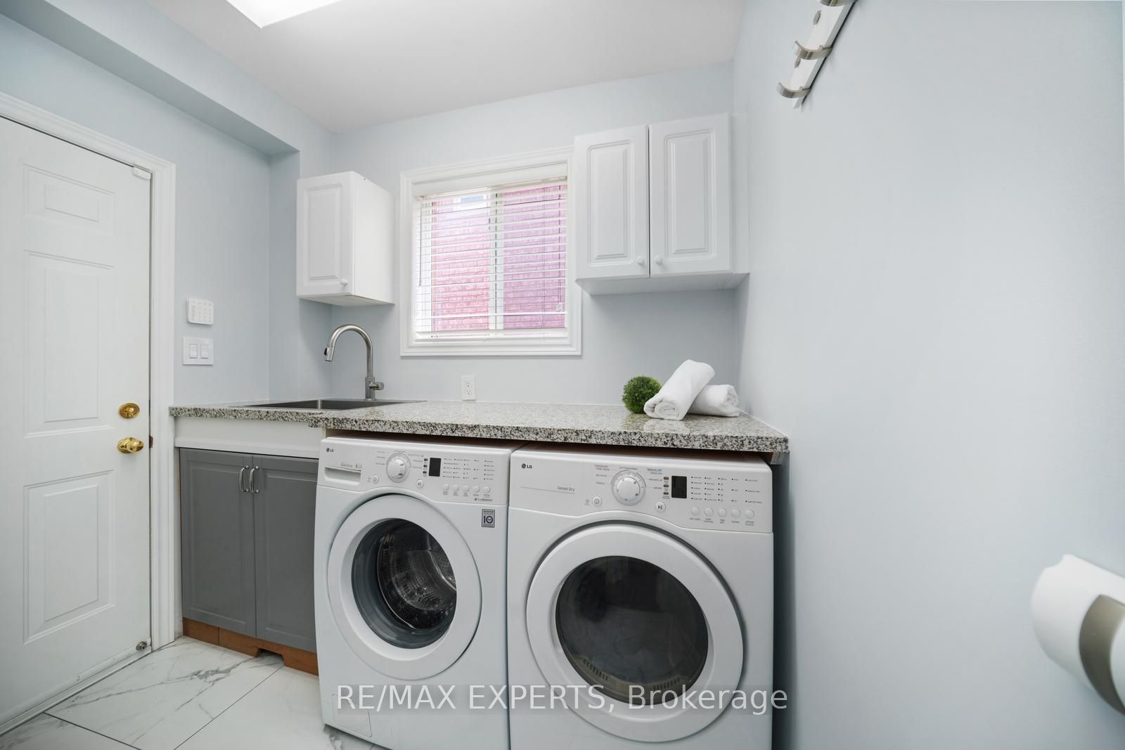 21 Terrastone Crt