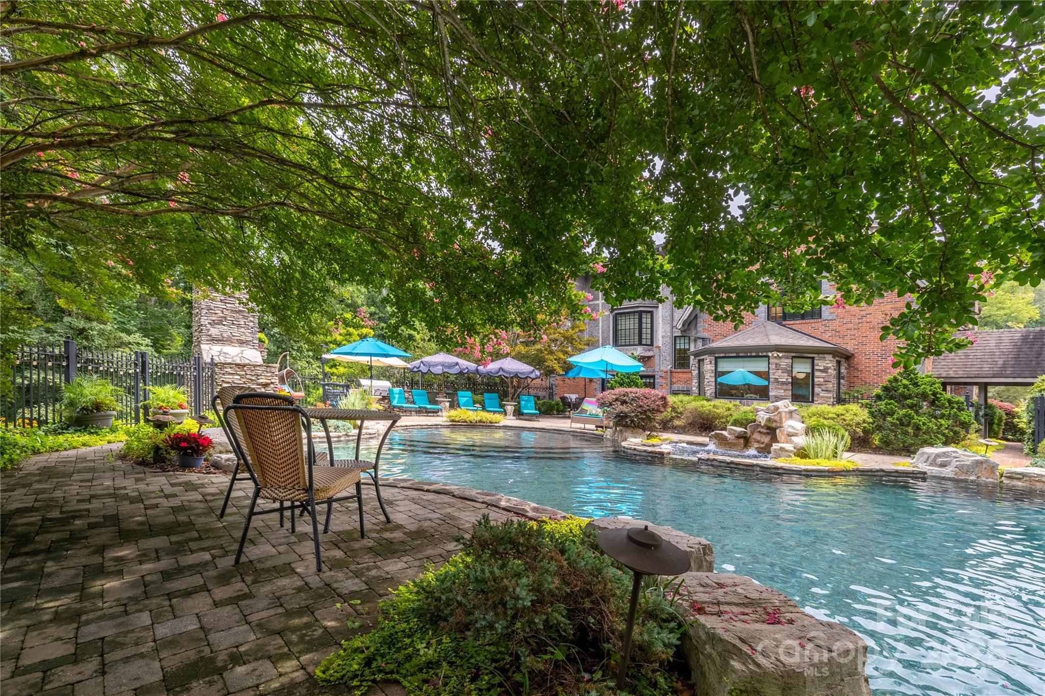 101 Woodland Drive