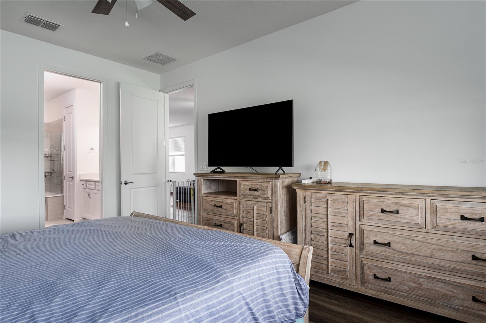 10641 Spring Tide Way