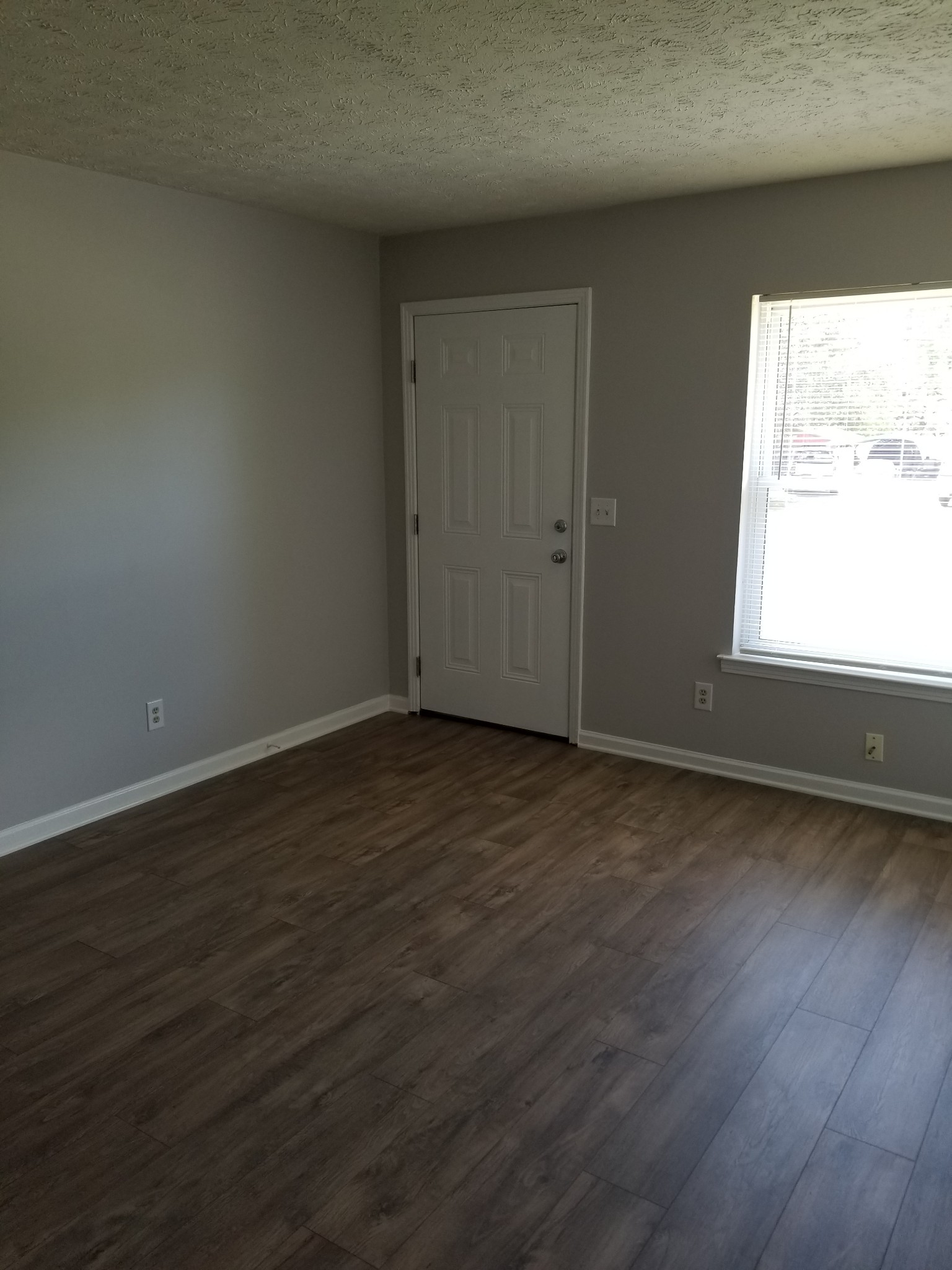 110 Rolling Acres Dr