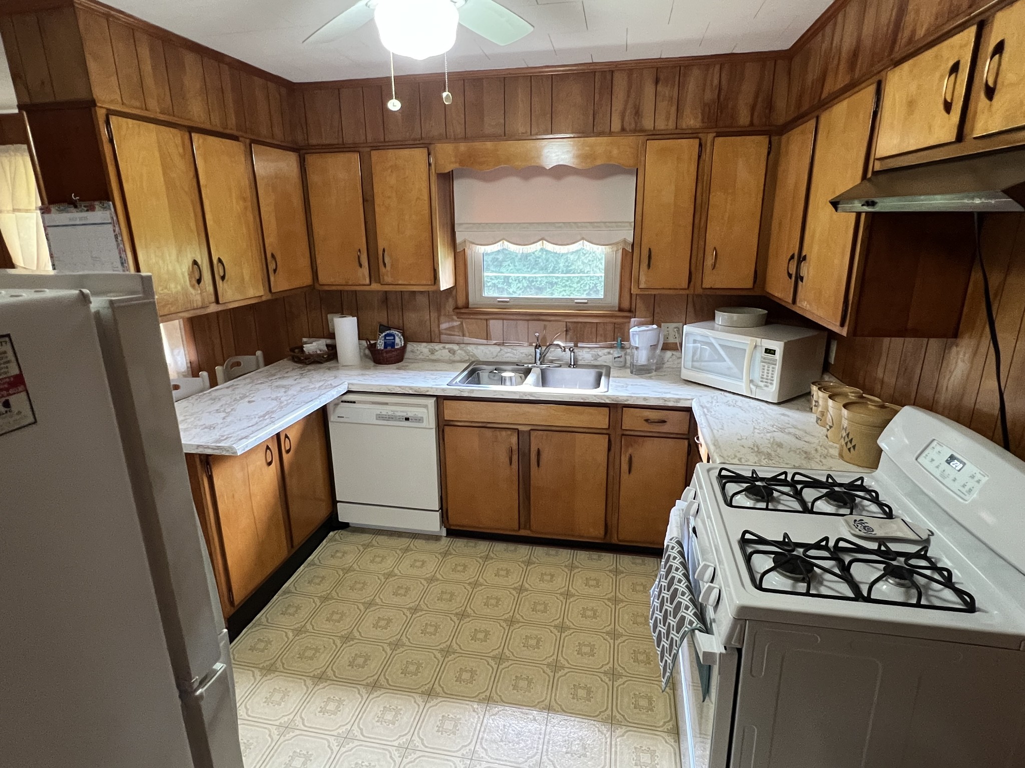 110 Hart Dr