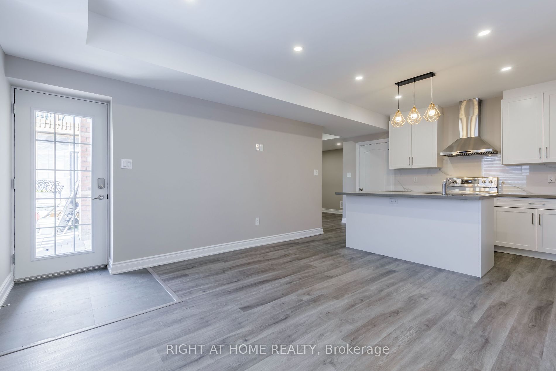 32 Alf Neely Way