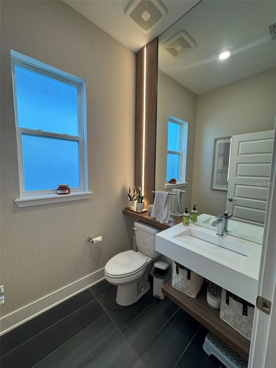 14931 Lebeau Loop