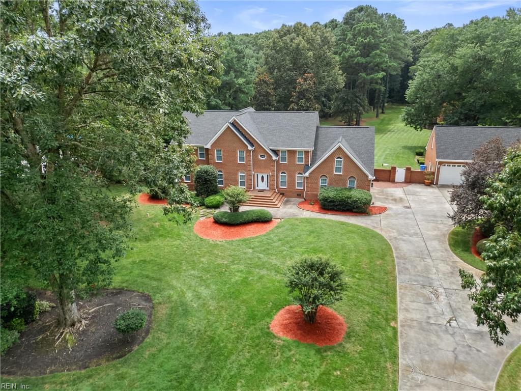 641 Ravenwoods Drive