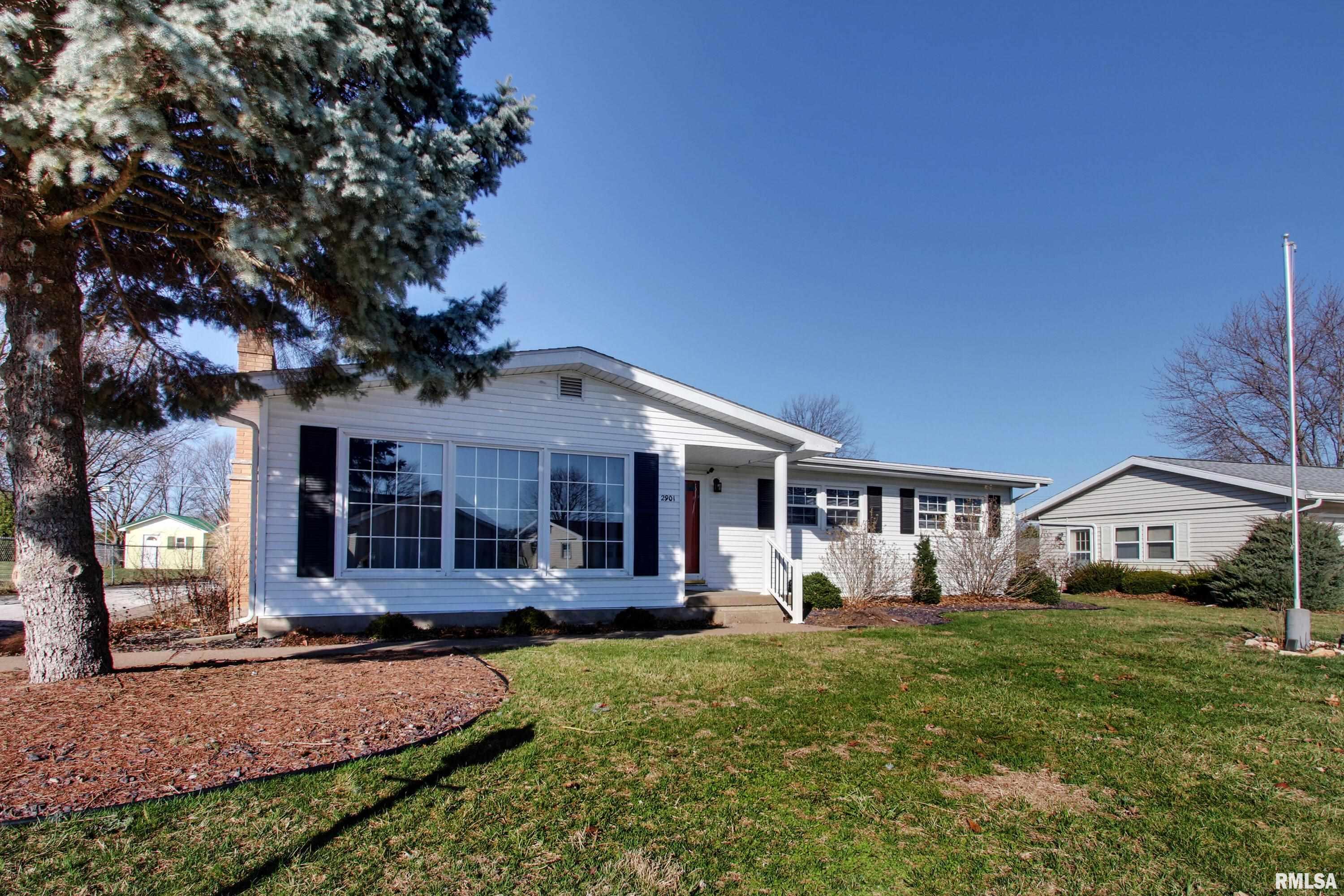 2901 Riverside Terrace