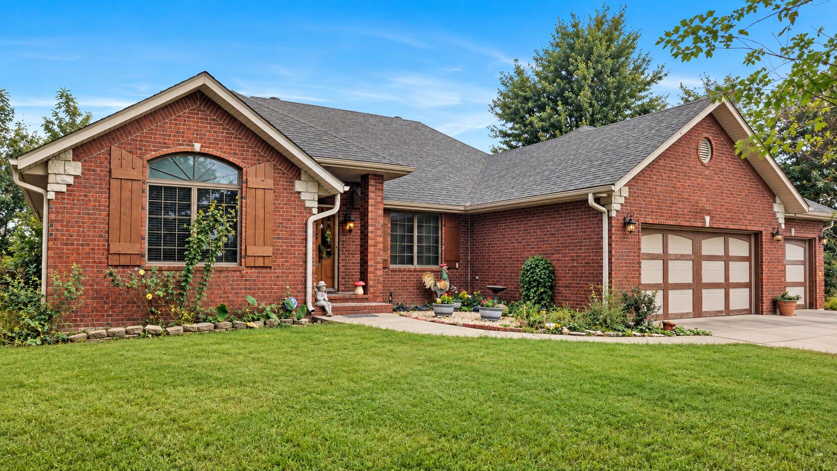 588 E Southernview Road
