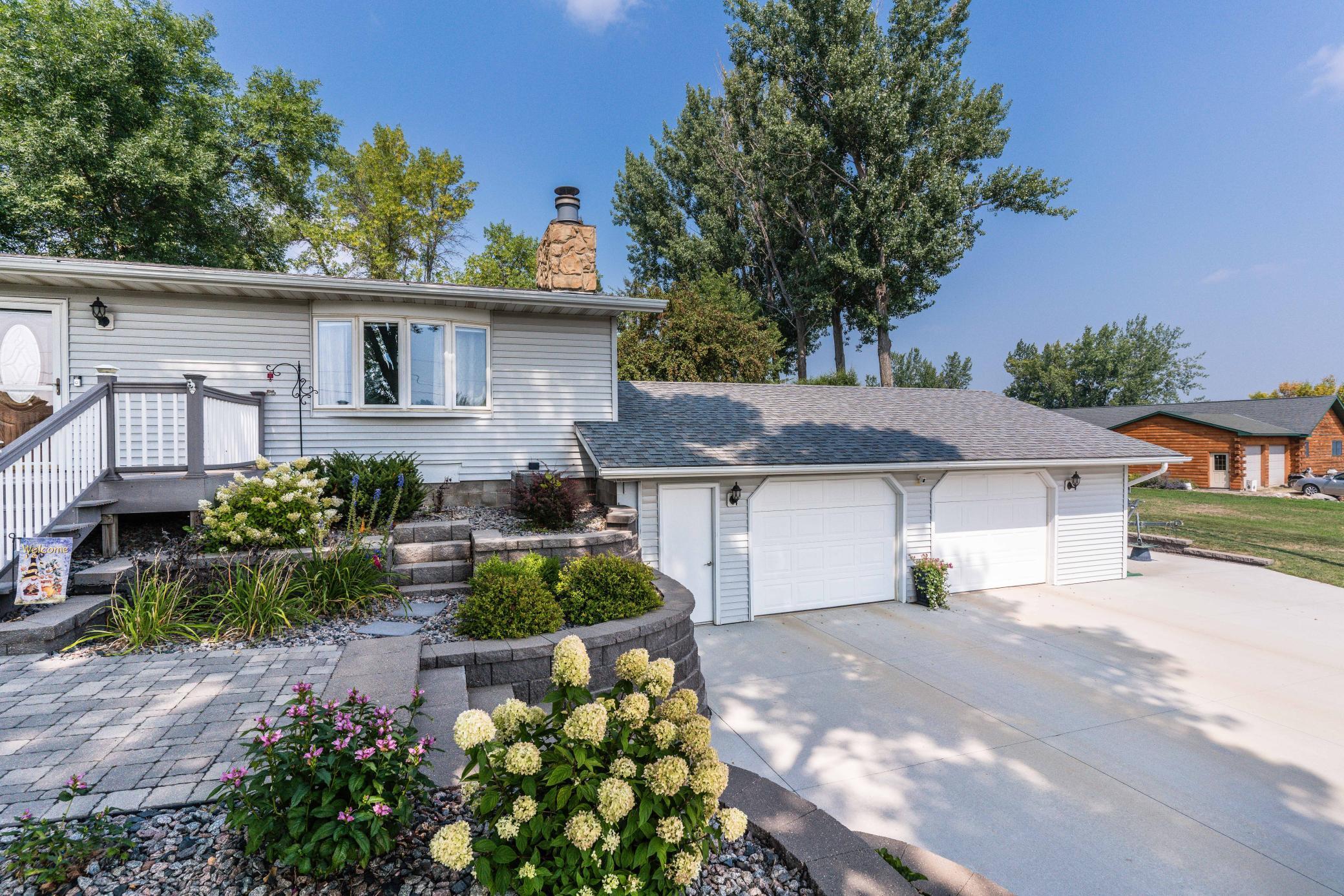 23490 Cottonwood Lane