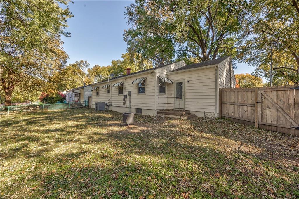 3606 S Spring Street