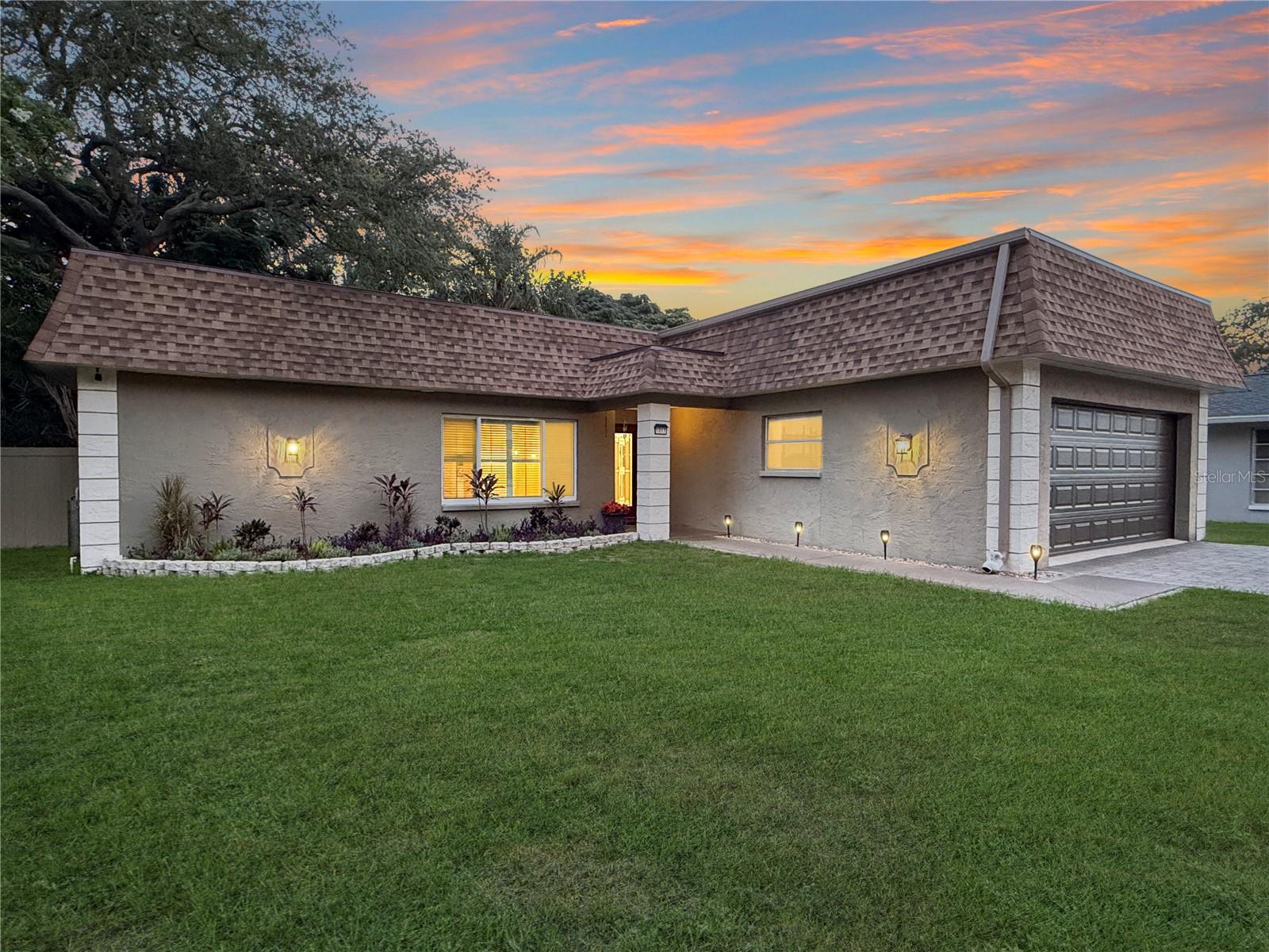 1011 Winding Oaks Drive
