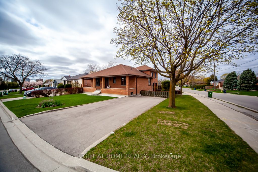 18 Palamar Rd