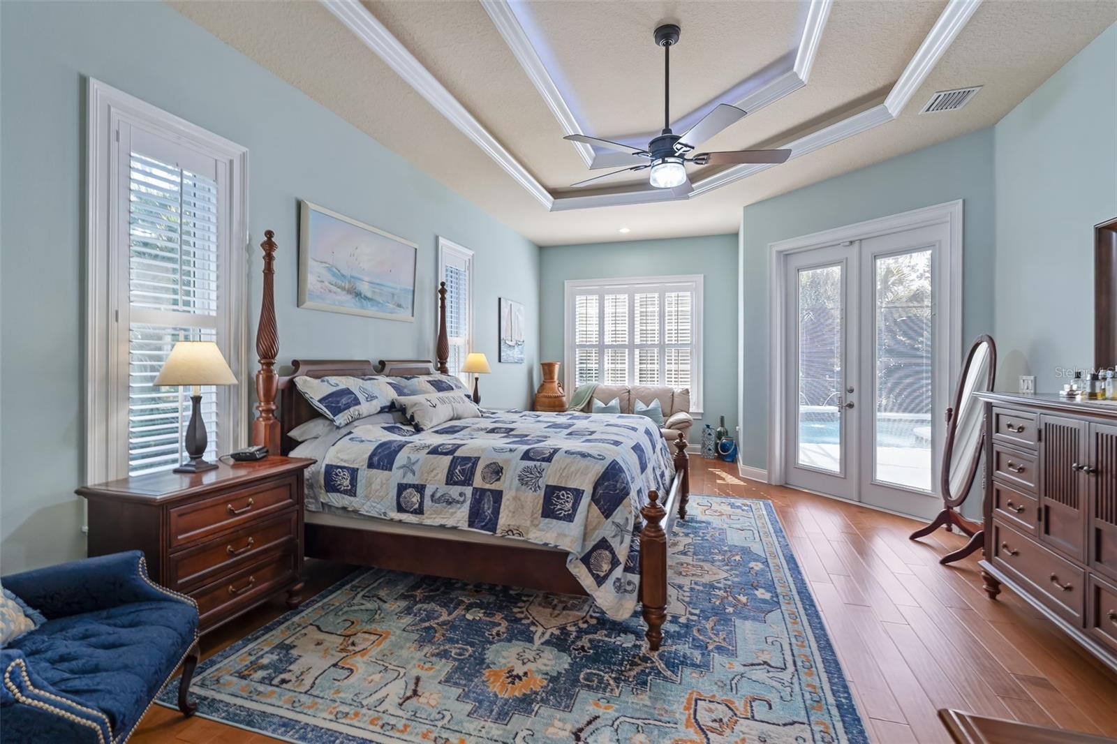 2 Humming Bird Circle