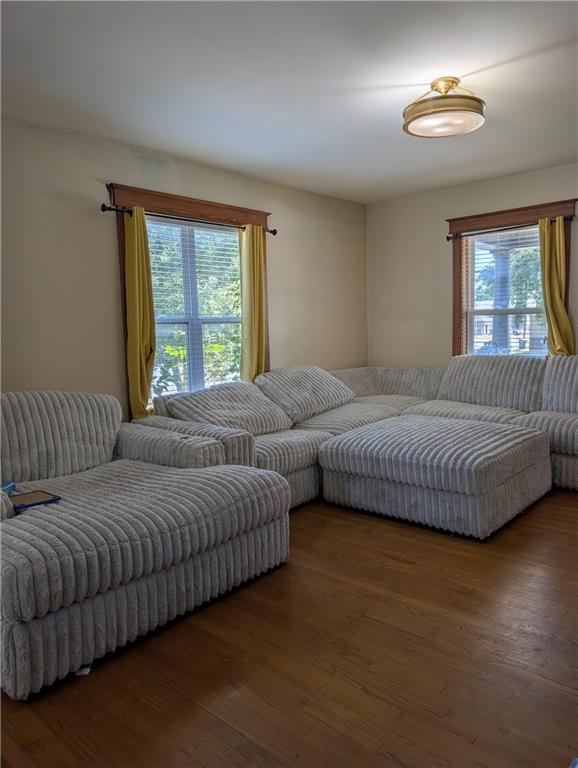 503 W Cherry Street