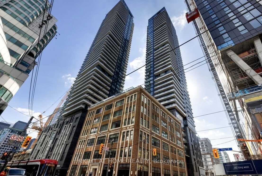 125 Blue Jays Way 3703