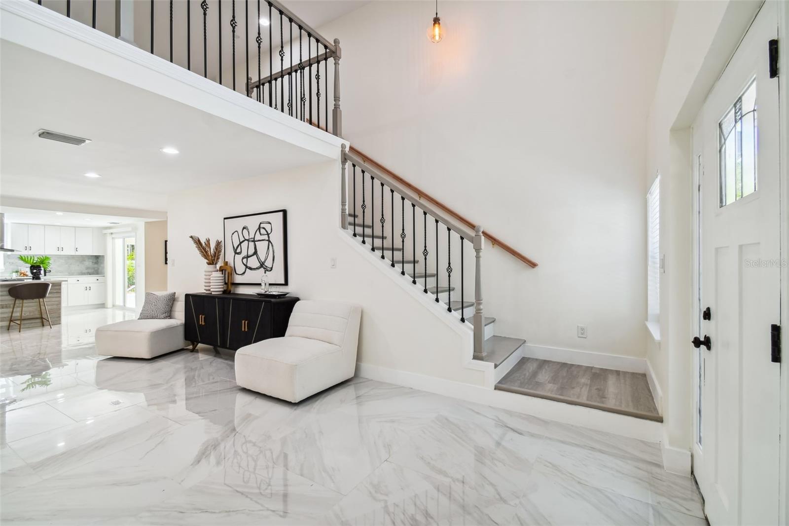 4910 W San Miguel Street