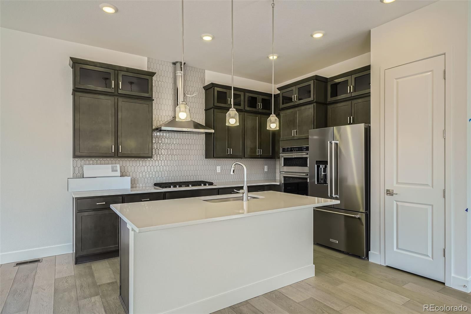 1785 Grayside Circle