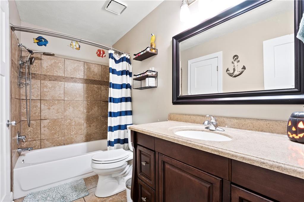 1705 SE Abbey Street