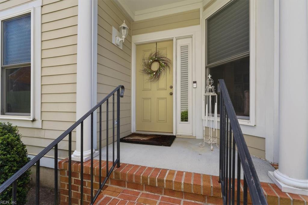 1040 Collection Creek Way, Virginia Beach, VA 