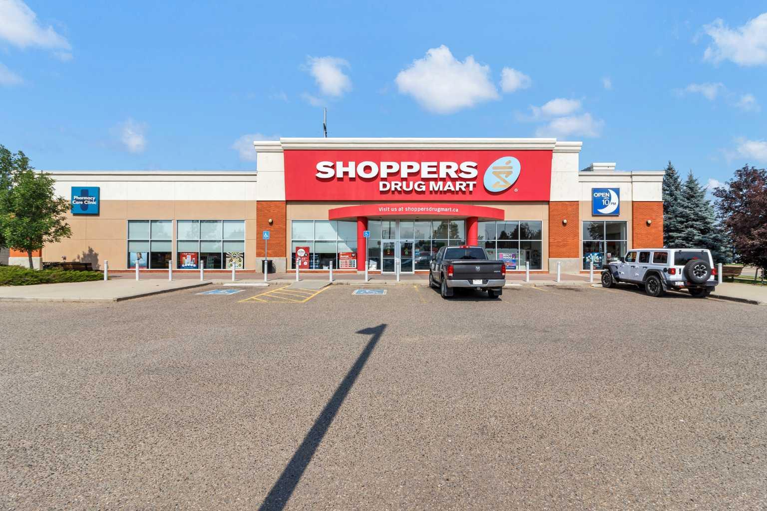 Medicine Hat retail opportunity! High-visibility end-cap in the Northpointe Crossing retail centre at a busy intersection, ideal for daycare, dental, QSR, other Medical users or personal service tenants. Secure available space 45,853 sq ft with an open layout floor plan, potential for a patio, and flexible demising options. Anchored by Shoppers Drug Mart and shadow - anchored by Co-op, with excellent exposure and daily traffic from strong national and local tenants. Capitalize on positioning next to Big Marble Go Centre and near public transit, drawing steady foot traffic from families and local residents. Enjoy excellent access to Highway 1/Trans-Canada Highway and over 17,000 residents nearby with average incomes that exceed CA$93,000 annually. Space is available in vanilla shell condition, and the landlord is offering tenant build-out support for a smooth and immediate occupancy. Op Costs $13.32 PSF (Est. 2025) | Zoning: Mixed-use | Ample Parking. Starting Leasing rates can be creative, from steps, to percentage. No. of Buildings : Six (6) Parking : 253+/- surface stalls. LAND AREA 7.26 acres.