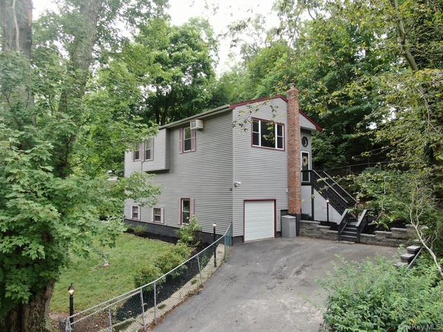 59 Woodhull Landing Road