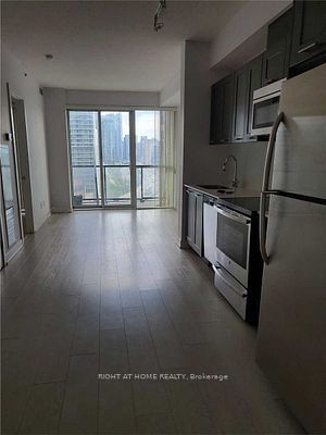 20 Bruyeres Mews 1207