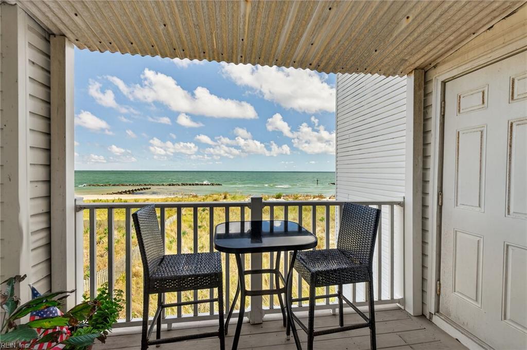 810 E Ocean View Avenue 201