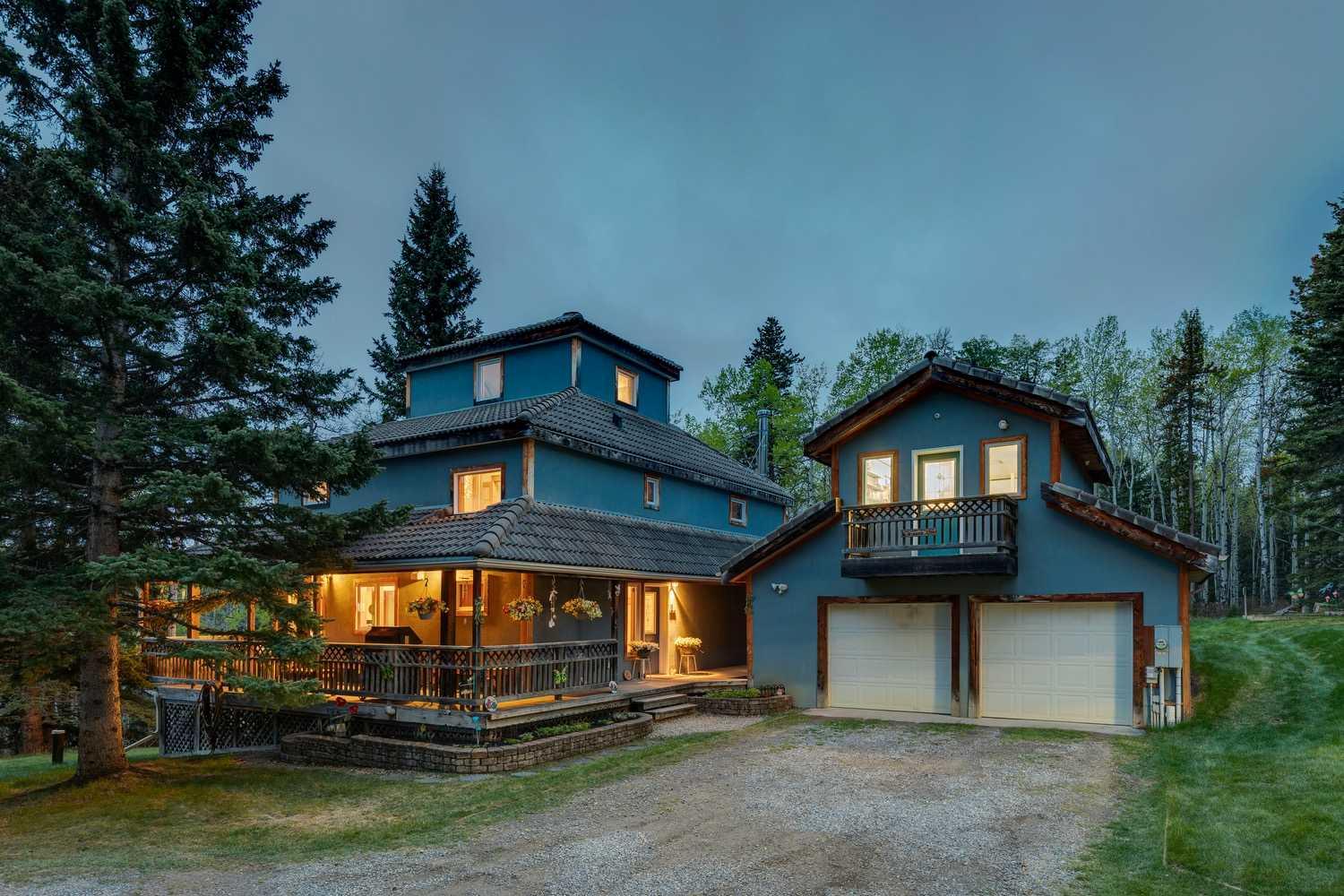 7 Aspen Creek Drive