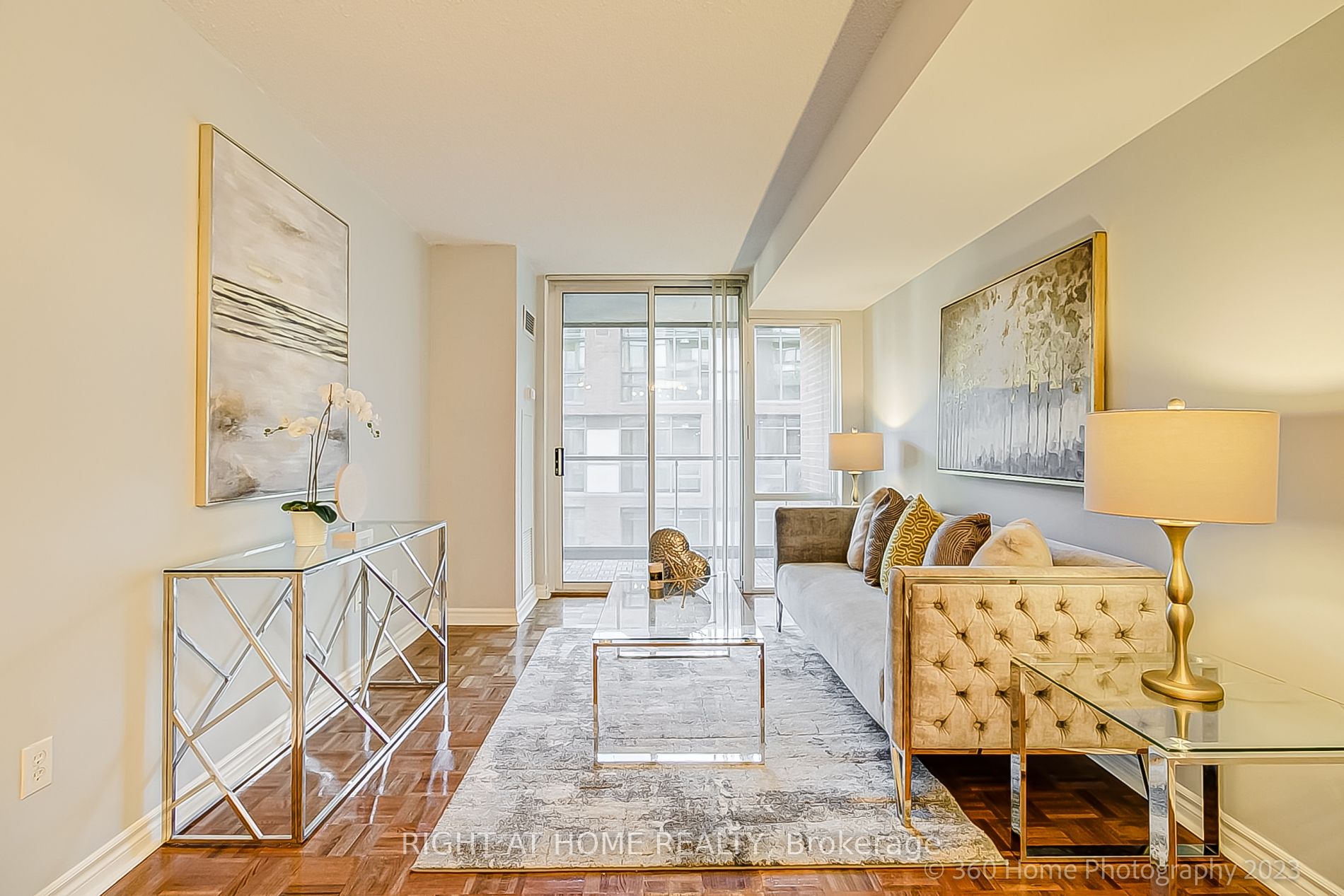 39 Parliament St 507