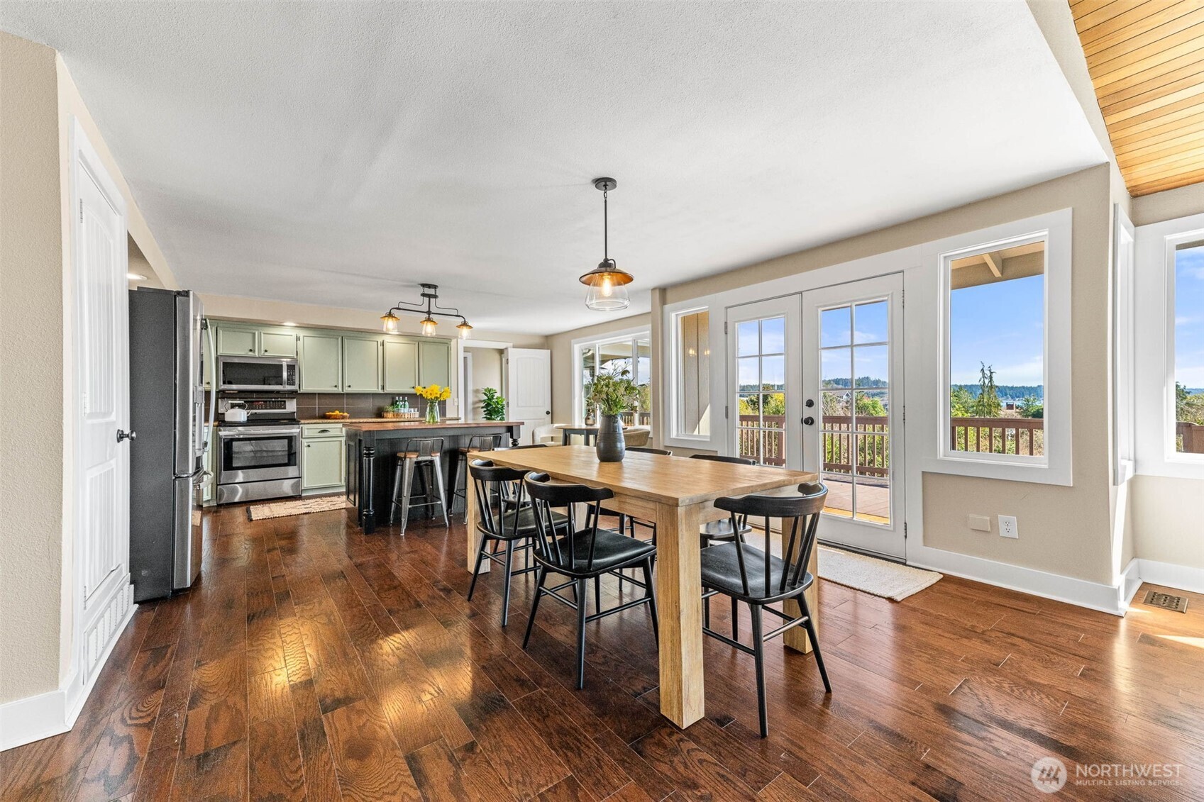 2809 Moorelands Avenue NW