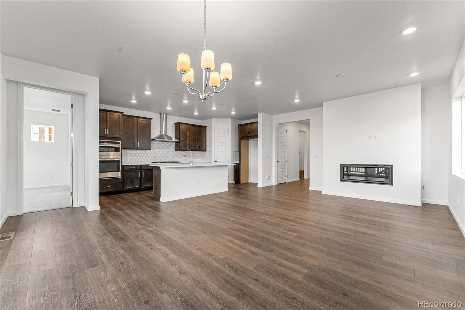 8844 Whiteclover Street