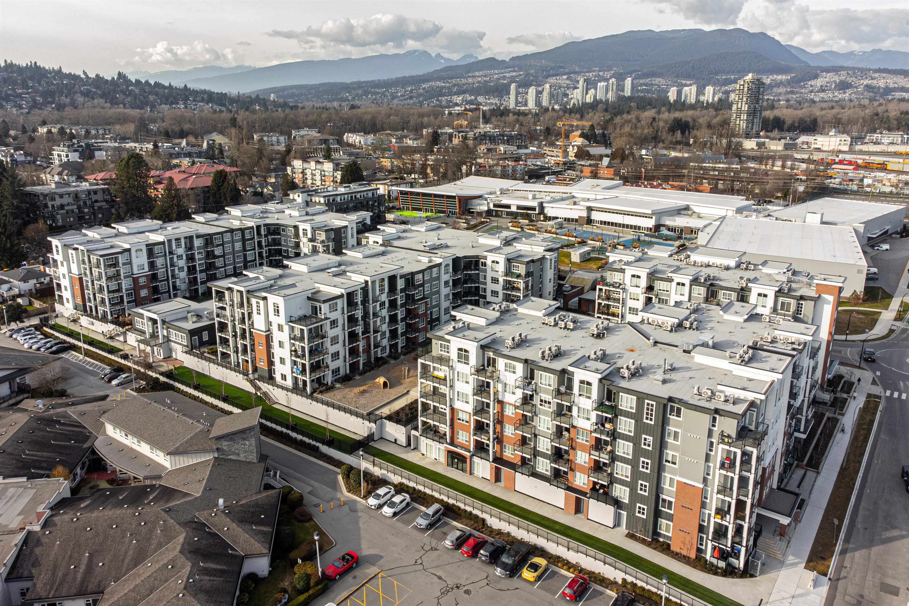 2180 Kelly Avenue 4615