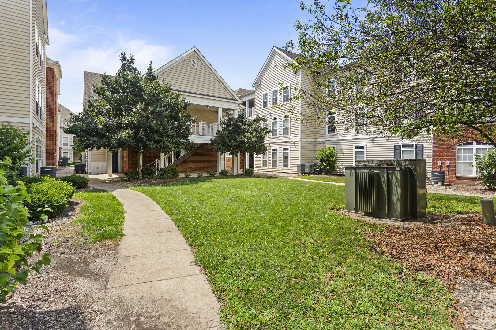 1903 N Lincoln Avenue 222