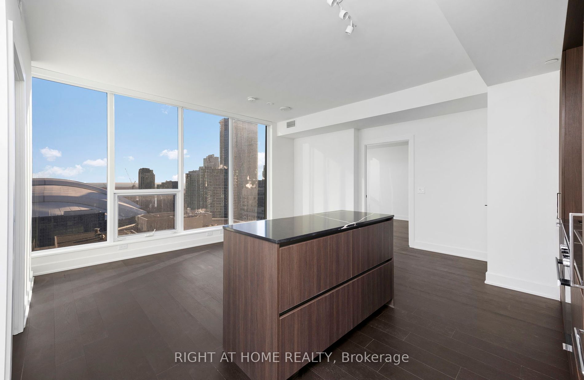 35 S Mercer St 2309
