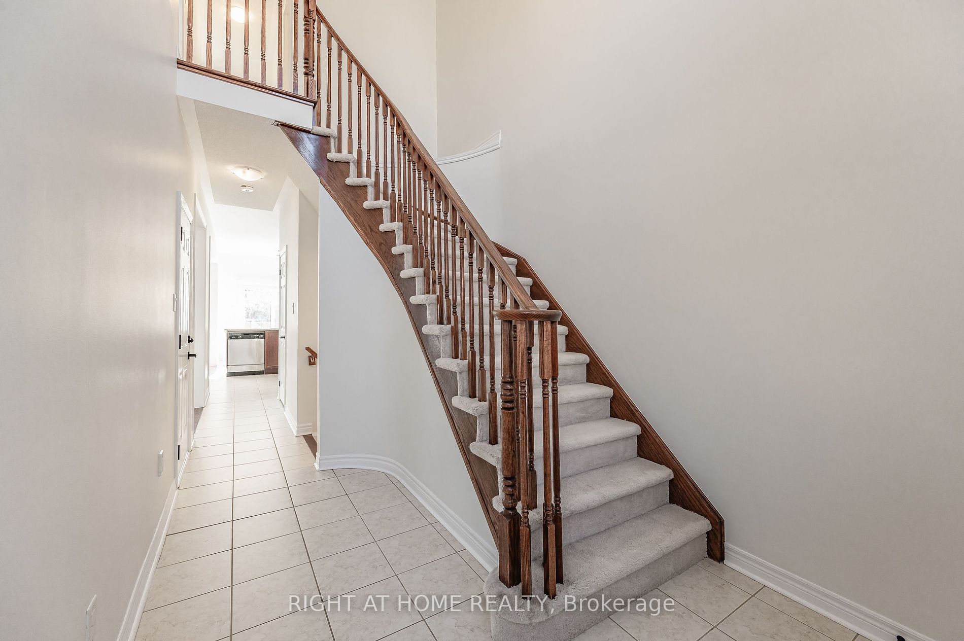 2418 Old Brompton Way