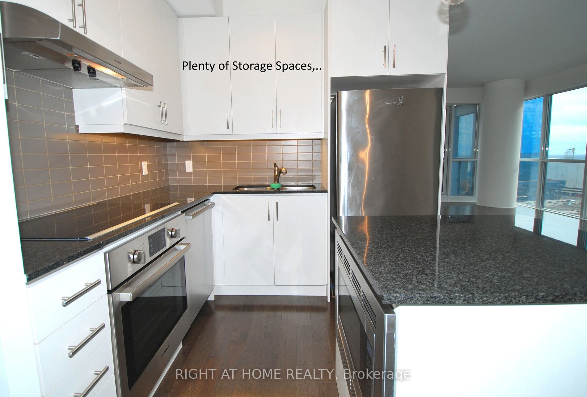1 The Esplanade Dr 1708