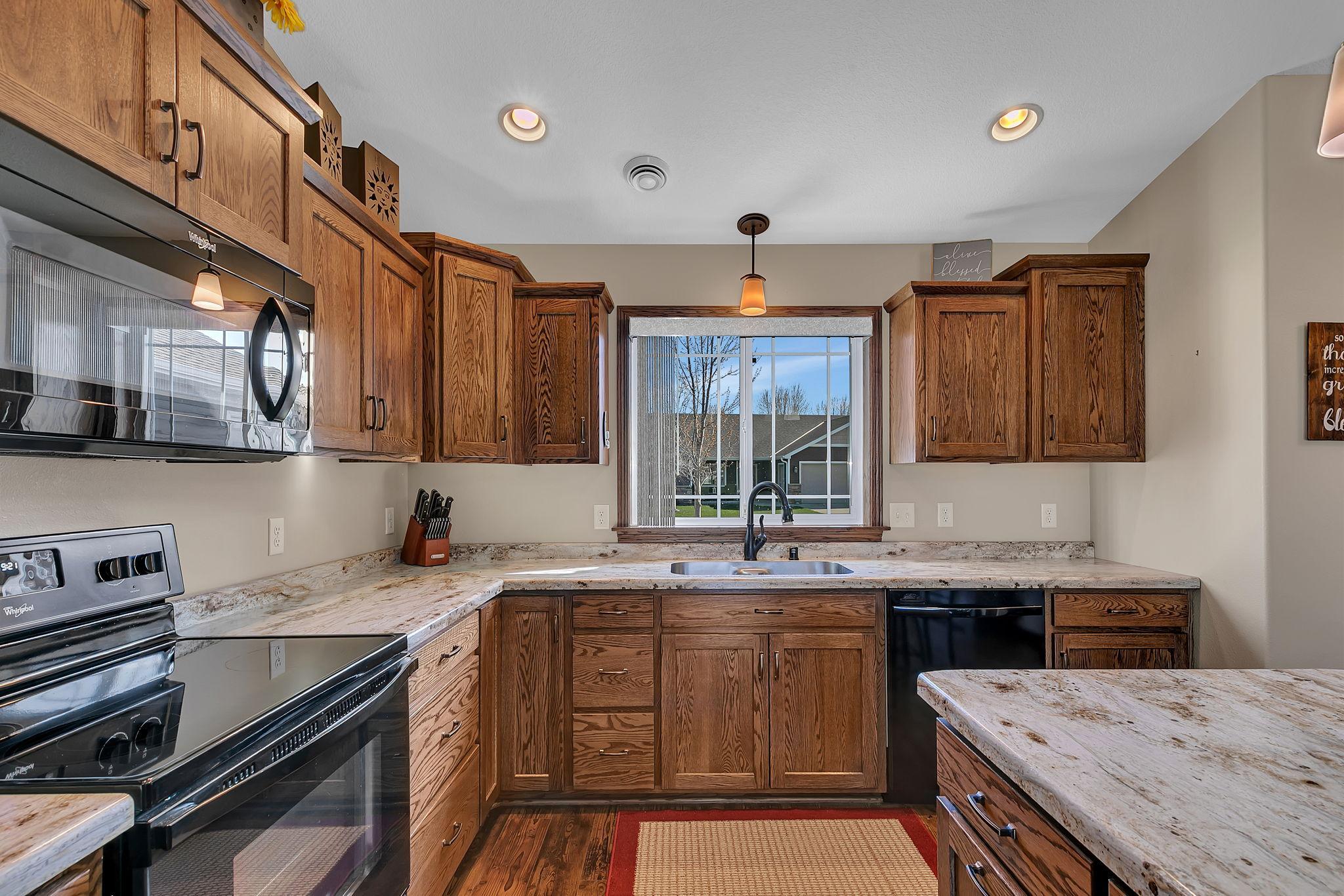 153 Glenview Loop