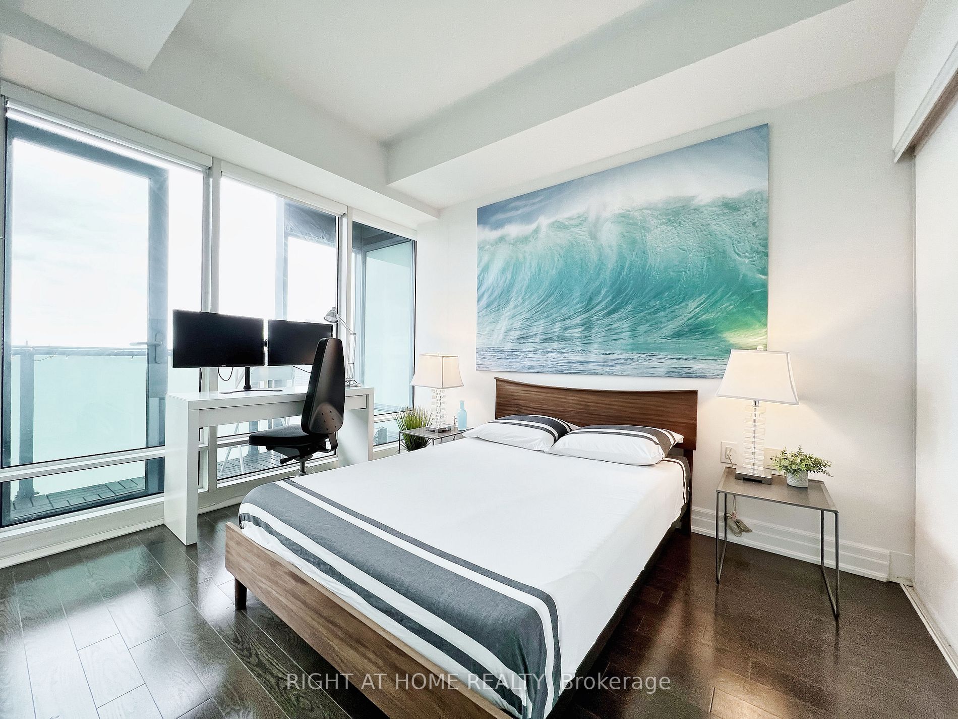 8 The Esplanade N/A 3709